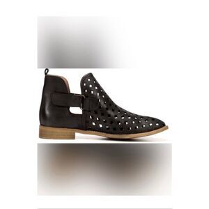 MUSSE AND CLOUD Black Perforated Leather Bootie- EUR 41/US 10